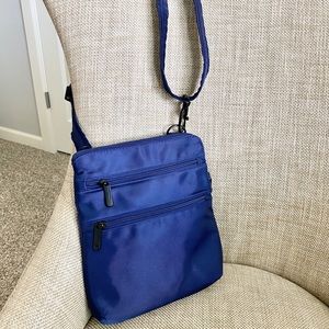 SOLD:🎀Travelon Crossbody Purse🎀